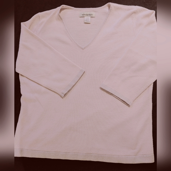Gloria Vanderbilt V-Neck Sweater - Picture 2 of 5